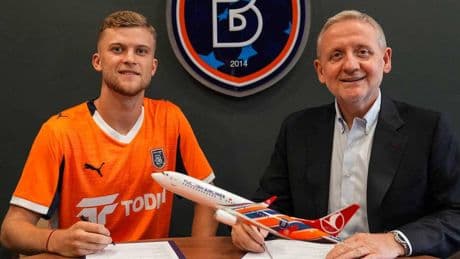 RAMS Başakşehir, Jakub Kaluzinski'yi kadrosuna kattı