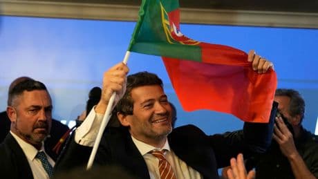 Nach Affäre um Regierungschef: Rechtsruck trübt Konservativen-Sieg in Portugal