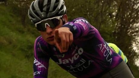 Nachwuchs-Radsportler (19) stürzt unglücklich bei Rennen und stirbt