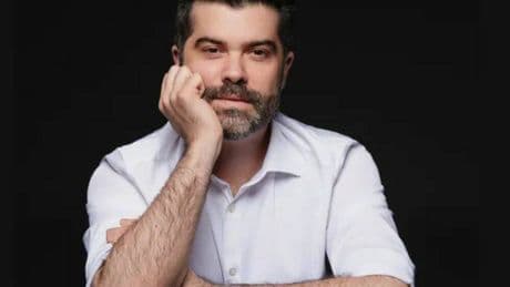 Luis Zamora, nutricionista: "Si te crujen las articulaciones no estás tomando el suficiente calcio o vitamina D"
