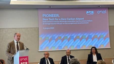Urso: "Progetto Pioneer a Fiumicino coniuga nostre capacità di riciclo"
