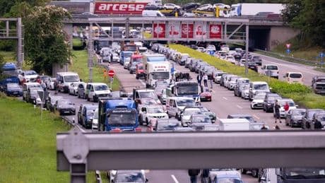 Verkehr: Mehr als 20.000 Kilometer Stau während der Ferien in Bayern