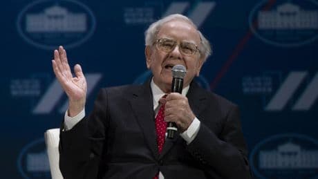 L'investisseur Warren Buffett annonce quitter la tête de son groupe à la fin de l'année