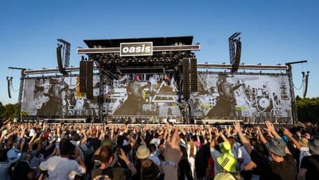 Oasis fans enjoy Heaton Park concert 'for free' as Noel and Liam Gallagher return home