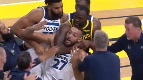 La eliminatoria más caliente de la NBA