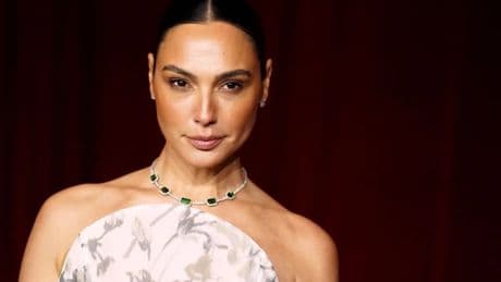 Gal Gadot y Gerard Butler, señalados en las protestas contra la guerra en Gaza para el Festival de Venecia