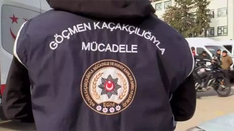 Yerlikaya: 21 göçmen kaçakçısı ve 547 düzensiz göçmen yakalandı