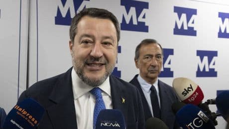 Salvini, campagna contro i "buonisti". "Basta tolleranza sui campi rom"