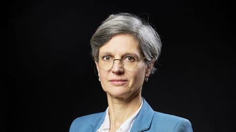 Sur l’aide à mourir, Sandrine Rousseau salue le travail du gouvernement