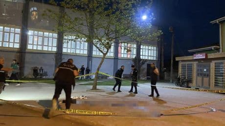 Çocukların küfürleşme kavgasında kan aktı! Biri 15 diğeri 17 yaşında...
