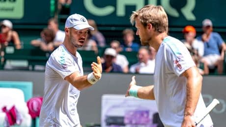 Ohne Zverev: Davis-Cup-Team zieht locker in Finalrunde ein