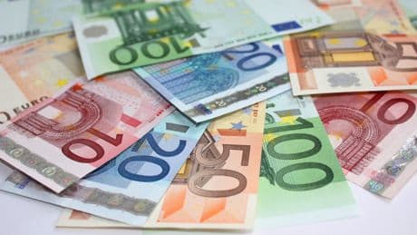 Por qué los billetes bancarios son la mejor de las peores inversiones