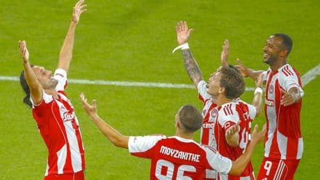 Olympiakos'tan milli futbolcu Yusuf Yazıcı için şok karar!