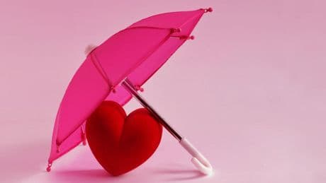 5 Signs You’ve Confused Being Seen With Being Loved, By A Psychologist