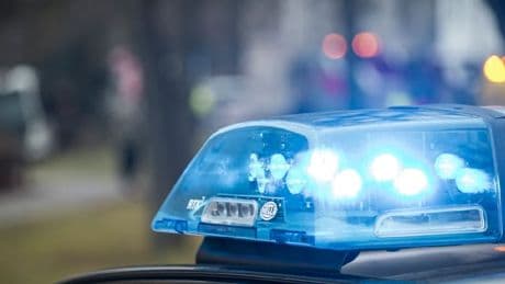 18-Jähriger fährt bei  illegalem Autorennen in den Gegenverkehr