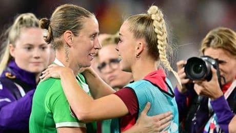 Florian Wirtz zum Fußballer des Jahres gewählt, Ann-Katrin Berger und Giulia Gwinn siegen bei den Frauen