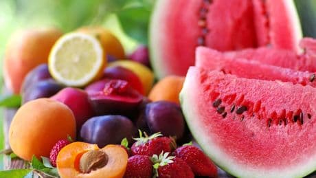 Boticaria García despeja la duda sobre si es mejor comer la fruta de postre o antes: ¿fermenta?
