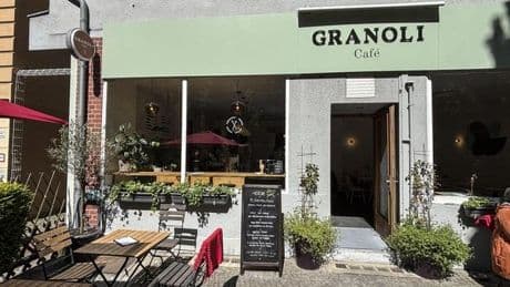 Exquisites Granola im „Granoli“ in Lichterfelde West