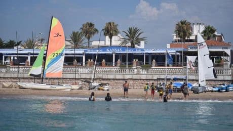 Demarcación de Costas del Estado vuelve a arremeter contra los clubes náuticos de playa