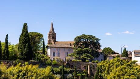Assomption : Retailleau renforce la protection des lieux de culte chrétiens
