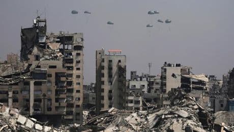 Nahostüberblick am Morgen: Deutsche fordern mehr Druck auf Israel, Kritik an Luftbrücke für Gaza