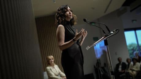 Ayuso: "Un proyecto para España tiene que ser algo más que echar a Sánchez, el PP no va a caer en el síndrome del 'anti'"