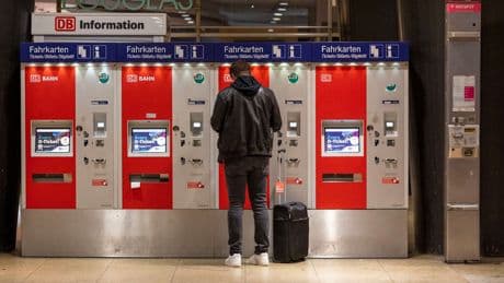 Bahn-Urteil - Papier-Tickets bleiben!