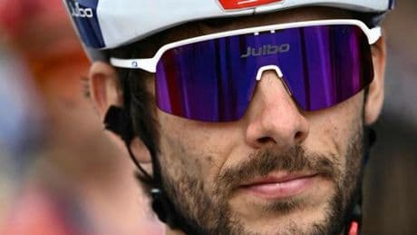 Le Tour de France dans le jardin normand du coureur Guillaume Martin-Guyonnet : « Chacun s’invente des subterfuges pour transformer des défaites objectives en victoires »