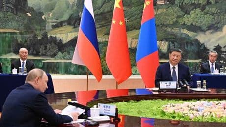 Ucraina, Putin apre: «Ingresso in Ue? Mai detto no». Cina, oggi la maxi parata militare: sfila l?arsenale di Xi