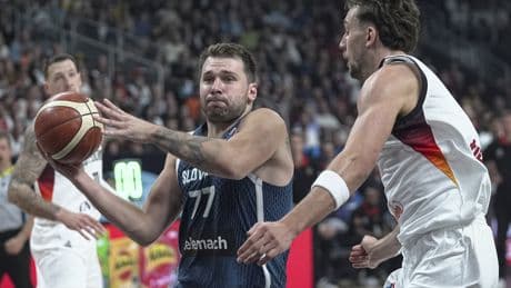 Doncic'in çabası yetmedi, Almanya yarı finale yükseldi