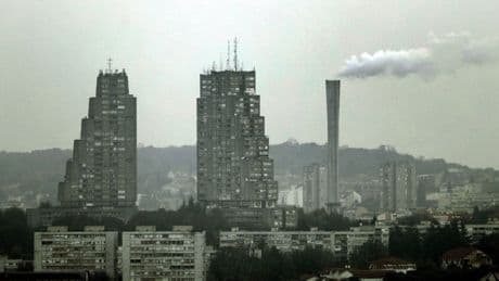 Mismos alquileres que en España... pero con la mitad del sueldo: la crisis de al vivienda azota los Balcanes