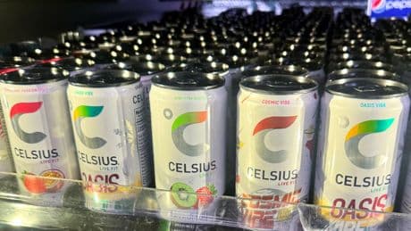 Rückruf: Energydrink-Dosen enthalten versehentlich Wodka-Mixgetränk