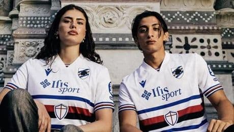 Sampdoria, ecco la seconda maglia: è ispirata alla cattedrale di San Lorenzo | Foto