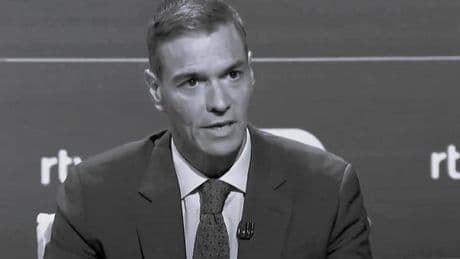 Sánchez sigue devaluando la democracia: si los Presupuestos dan igual, ¿para qué los presenta?