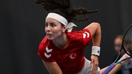 Ayla Aksu ikinci tura yükseldi!