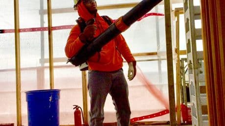 I'm a 29-year-old pipe fitter who makes over $100,000 a year. Here are my 3 tips for anyone interested in entering the trades.