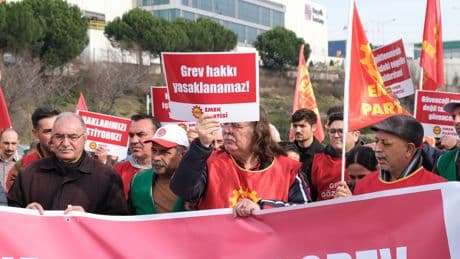 Grev haktır: Demokrasi sadece size mi gerek usta?