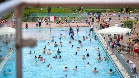 Freizeit: Ein Hauch von Sommer: Freibäder starten in die Saison
