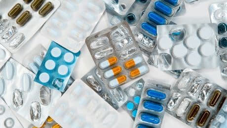 Schneller marktreif dank KI? Medikamente werden immer schneller entwickelt