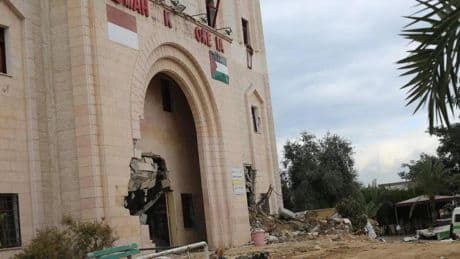 Un ataque con drones de Israel mata al director del Hospital Indonesio, uno de los más importantes del norte de Gaza