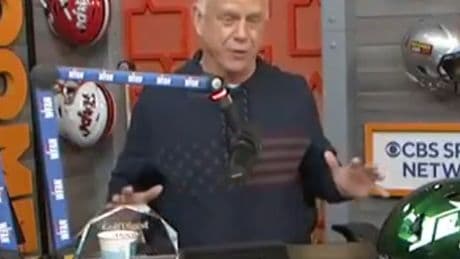 Boomer Esiason thinks Derek Jeter is lying about daughter’s birthday as Old-Timers’ Day feud escalates
