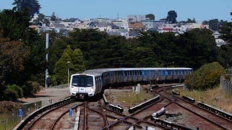 San Francisco Bay Area commuter trains shut down due to computer issue