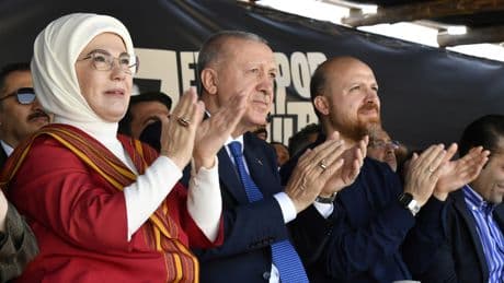 Emine Erdoğan'dan "Karabağ Atları" gösterisine anlamlı mesaj