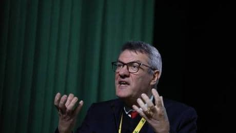 Landini passa alla volgarità per offendere Meloni: cosa ha detto