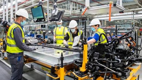 E-Autos: Europas Batterieproduktion droht uneinholbarer Rückstand