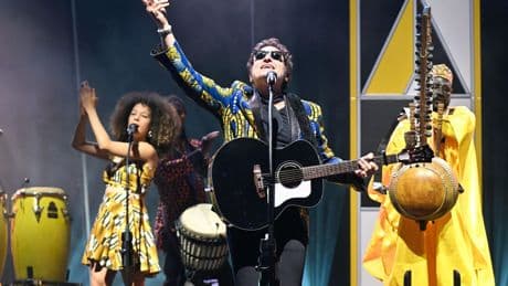 « Lamomali » de M, Fatoumata Diawara et Balla Diabaté enchante l’été des festivals