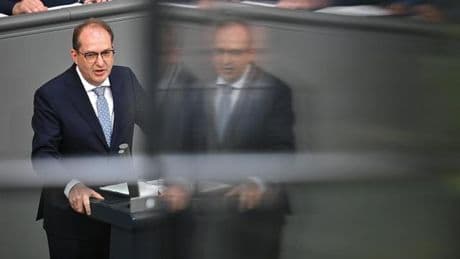 Migrationspolitik: Europäischer Gerichtshof soll laut Dobrindt Zurückweisungen klären