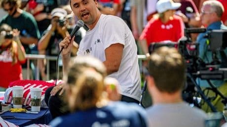 Charlie Kirk, el 'reclutador' de jóvenes de Trump que decía que «los negros cometían menos delitos cuando eran esclavos»