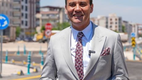 Ferdi Zeyrek hayatını kaybetti