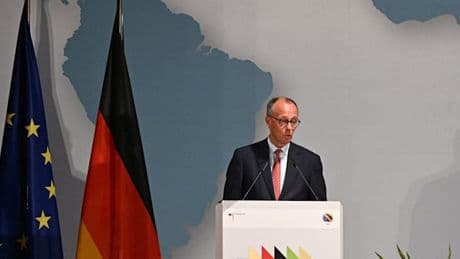 Merz warnt vor Putins „imperialistischem Plan“ – und gibt Diplomaten eine Botschaft mit